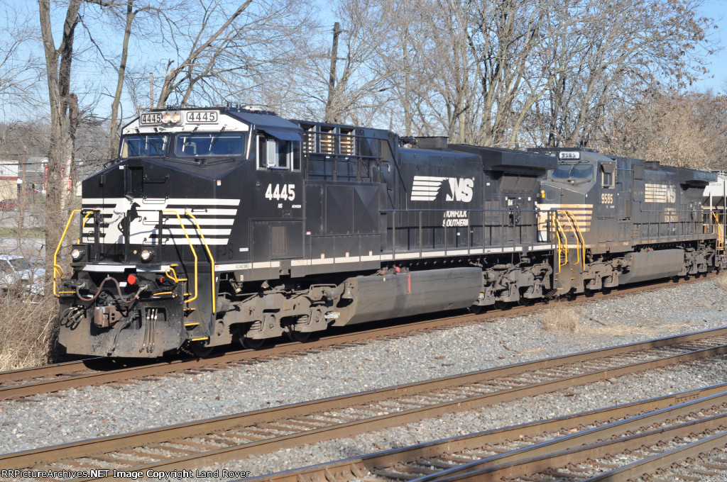 NS 4445 East